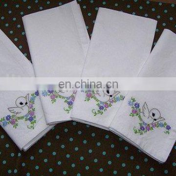 linen napkins with embroidery birds