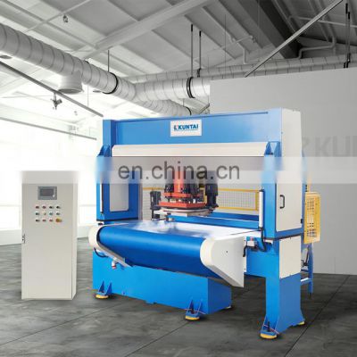 Automatic Football Die Cutting Machine with Conveyor Belt