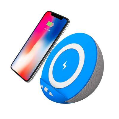 Phone Holder 3 in 1  Stereo QI  Wireless Charger Speaker