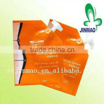 Laminated cosmetics packing bags with spout