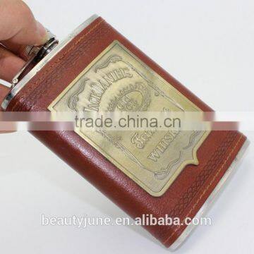 Personalized logo of Brown leather hip flask 9 oz