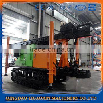 The family use drilling well machine with water well drilling rig.