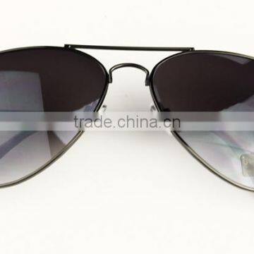 Italy Designer Brand Yiwu Wholesale Metal Sunglasses photo-6