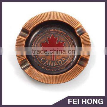 Open design classic round shaped Canadian Maple ashtray