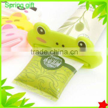 children cartoon gift frog toothpaste Tube Squeezer