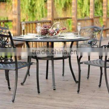 Monkey Face Design Cast Aluminum Dinning Table Set Modern