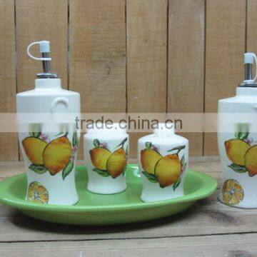 Wholesale ceramic oil and vinegar cruets and salt pepper condiment 5 pcs sets with lemon decal