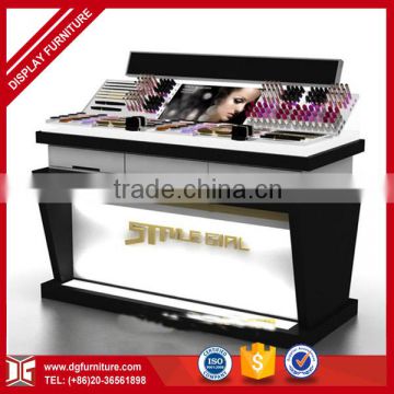 nice acrylic glass cosmetic store furniture of makeup stand