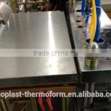 2014 High Quality Plastic Cup Lid Thermoforming Machine, Lid Machine photo-2