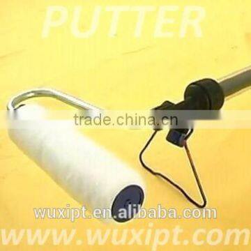 Airless paint roller with PUTTER