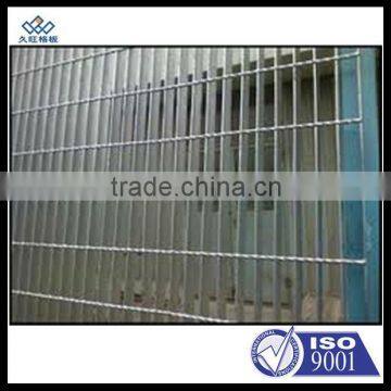 steel grating fence