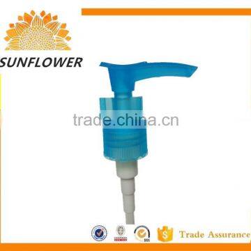 2016 China Factory ribbed plastic lotion pump with lock 24/410