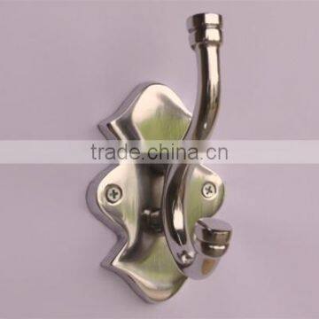 small nickel plated one piece hooks hangers