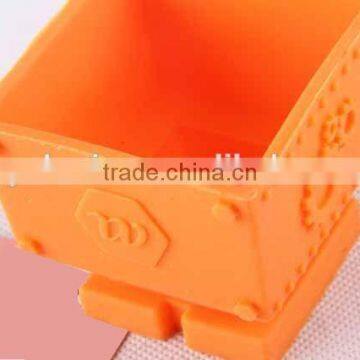 Robot Shaped Silicone Cake Cup Creative Design Bakeware Cake Mold photo-2