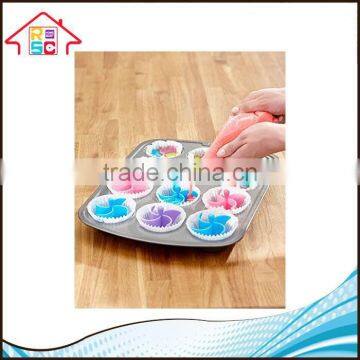 NBRSC New Design Hot Selling CupCake Divider For Decorating Cakes Multicolored Cupcakes Set Of 12pcs photo-2