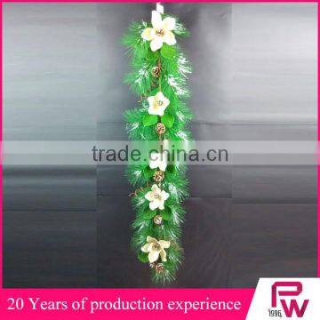 Christmas Decorations Made in China Bulk Decorative Garland for Christmas Market photo-5