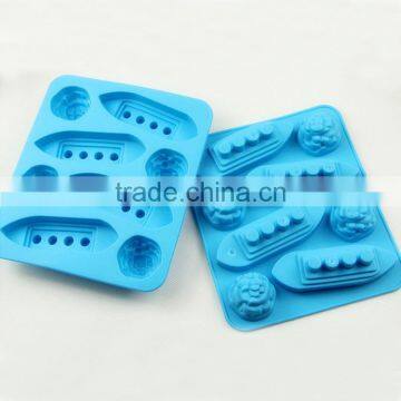 Funny LFGB Grade Titanic Ship Shaped Silicon Ice Tray photo-6