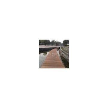 Waterproof and Barefeet WPC Outdoor Decking Flooring with Natural Wood