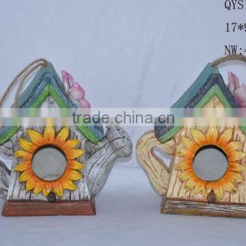 Resin kettle shape bird house for your yard birds