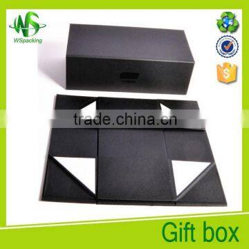 Magnetic closure box foldable paper box for gift