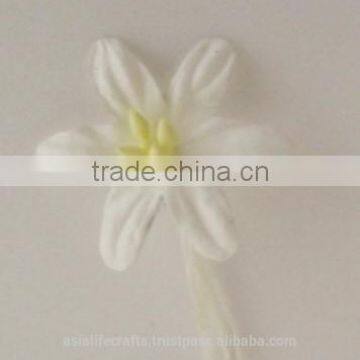 Flat paper flower with yellow stamen #4624402