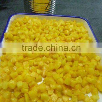 Canned yellow peach dices