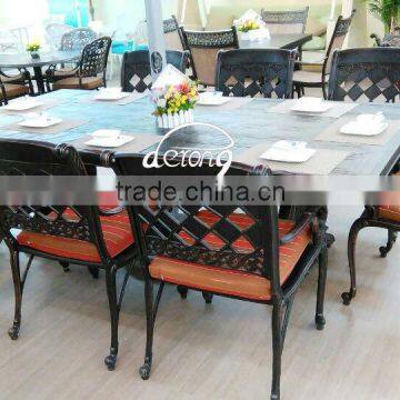 Luxury outdoor cast aluminum dining table & chair set with newest design pierced