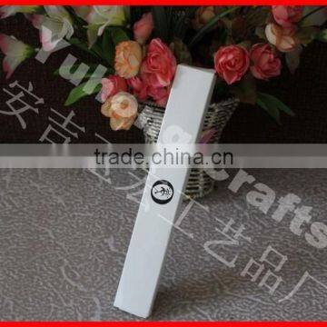 White Paper Box Used for Holding Ladies Fan photo-2