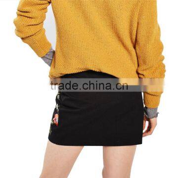 2017 OEM Spring Black Canvas Ivy Flower Embroidered Mini Skirts photo-3