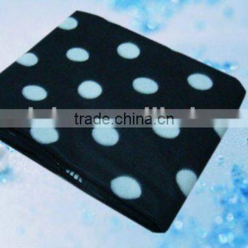 Jiande Discount Spot Printed Polar Fleece Throw Blanket