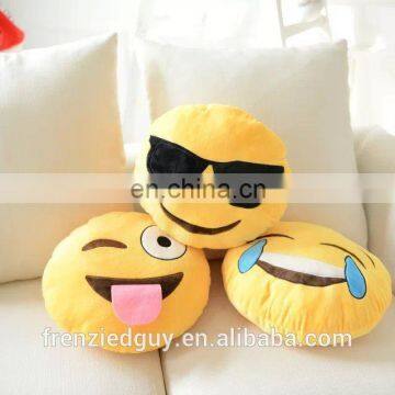 wholesale 11 Yellow Cushion Soft Smiley Emoji Pillow