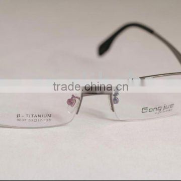 Titanium eyeglasses