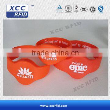 13.56Mhz Waterproof Ntag213 NFC Silicone Bracelet