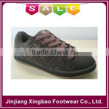 Limited Edition Authentic Skating Board Casual Shoes Classic Skate Boarding Shoes Casual Sneakers lace up Great Condition