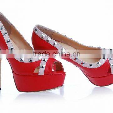 2016 latest fashion shoes golden women heels red bottom