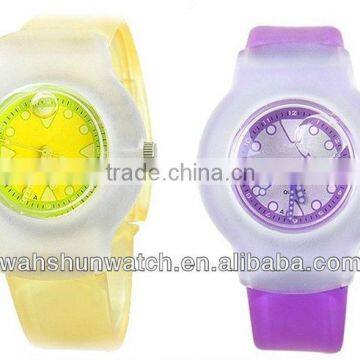 2013 candy color plastic strap cheap custom vogue ladies jelly watch