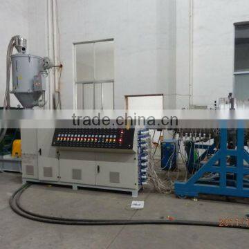 Conical twin screw extruder