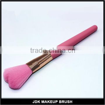 Japan Heart Shaped Blush Brush Promitonal Heart Shape Cosmetic Blushing Brush