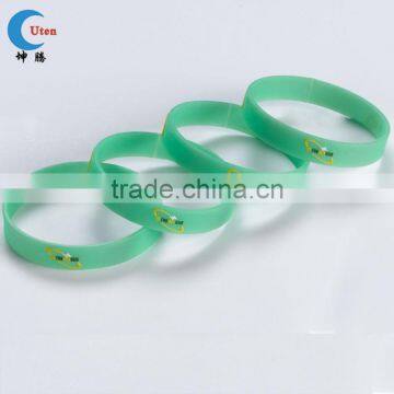 Fashionable silicon slap wrist bands