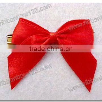 holiday decoration ribbon bow with wire twist tie