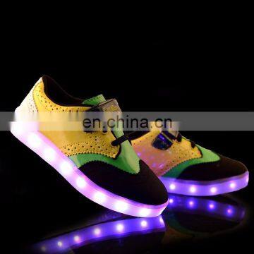 Wholesale Fashion Cool Casual Shoes uk Brogue Shoes USB Charge Children Kids Led Shoes Sneakers for Boys Girls photo-3