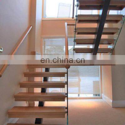 Crystal Glass Balustrade Design Light Stain Oak Handrail and Stair Treads Split Level Staircase photo-2