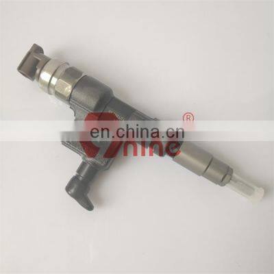 High Quality Common Rail Injector 095000-5320 23670-78030 Auto Parts Fuel Injector 095000-5320