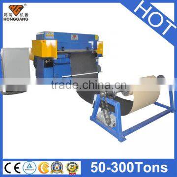 Automatic Conveyor Belt Feeding Type Fabric/Leather Cutting Machine