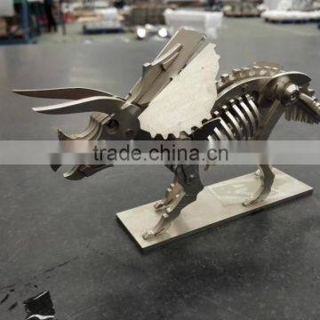 Stainless Steel Eiffel Tower Made via Laser Cutting photo-5