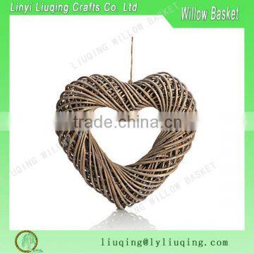 Factory Wholesale Large wicker woven heart shape wreath