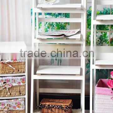 Wholesale vertical white wood shelf for flower