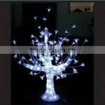 Crystal sculpture motif for christmas tree