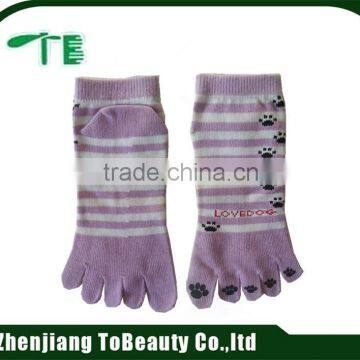 custom sports socks with five fingers wholesale