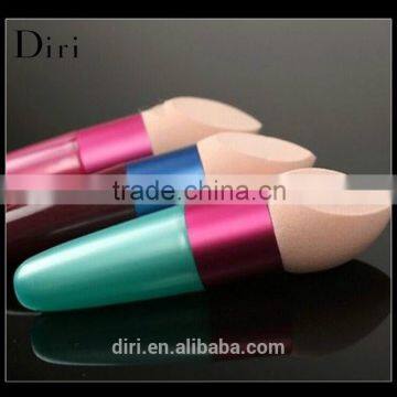 Women protable a good cosmetic concealer puff with sponge